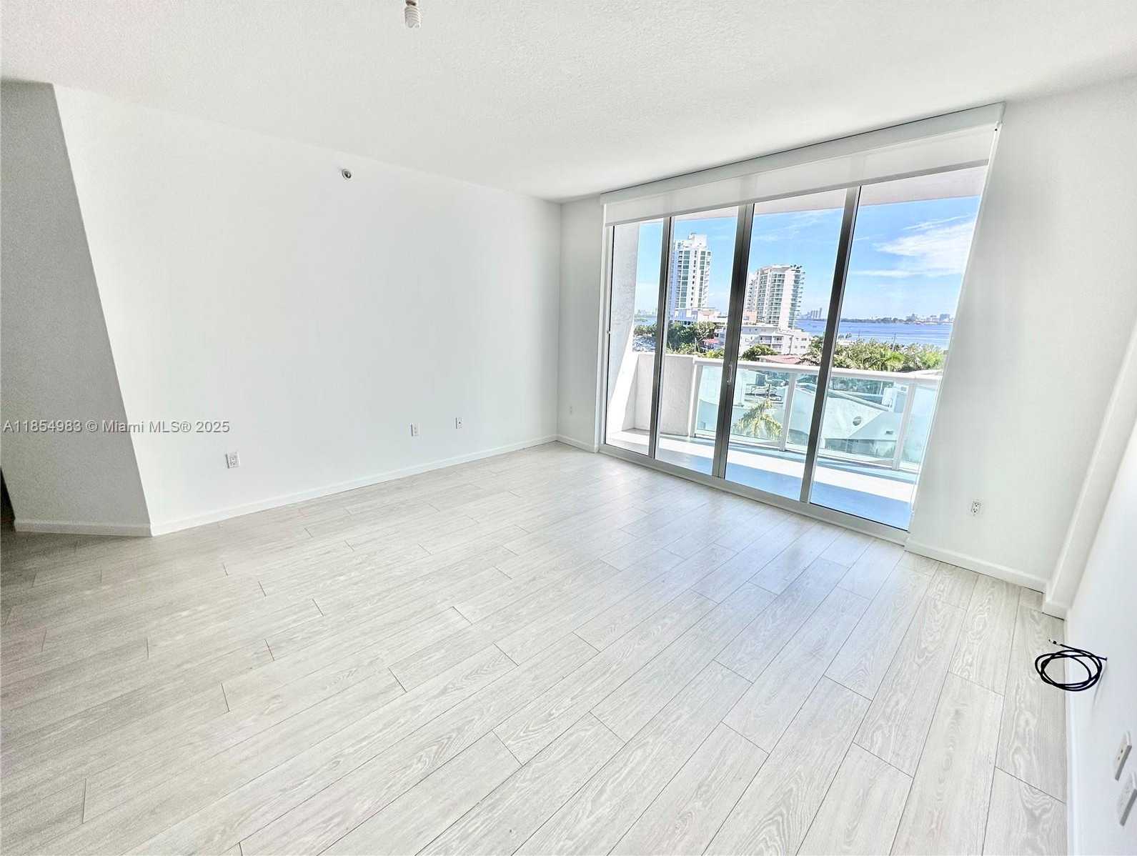 Small Image of 7900 HARBOR ISLAND DR #603, North Bay Village Number 14