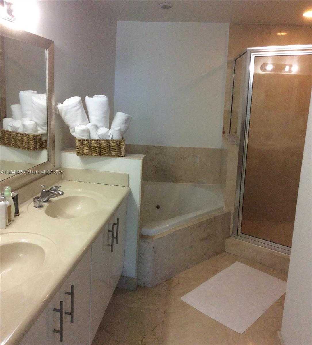 Small Image of 7900 HARBOR ISLAND DR #603, North Bay Village Number 16