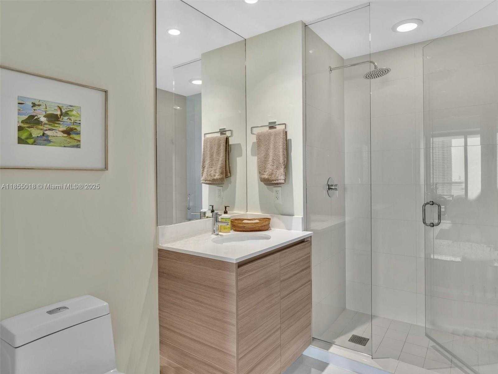 Small Image of 121 NORTH EAST 34TH ST #2208, Miami Number 11