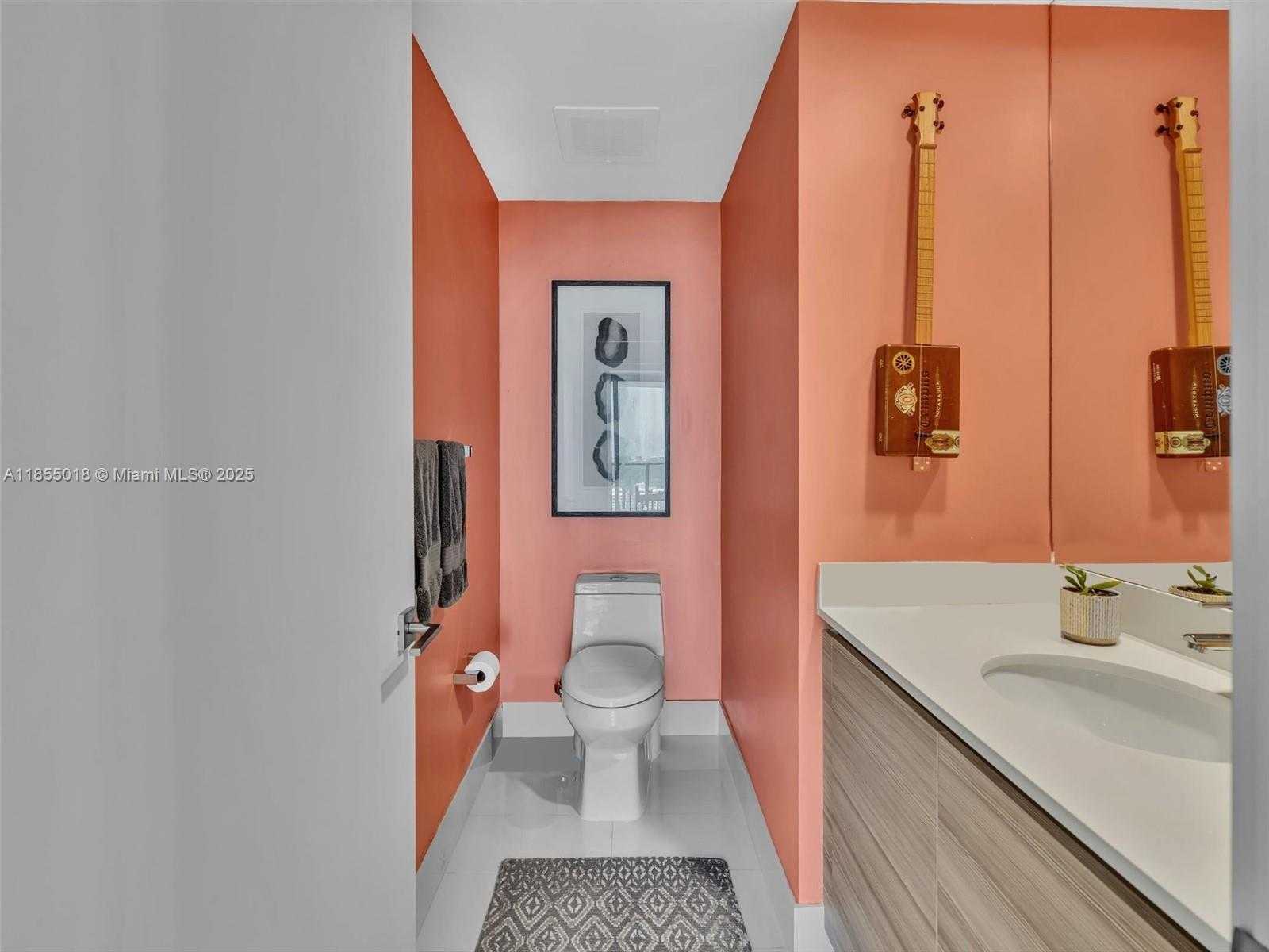 Small Image of 121 NORTH EAST 34TH ST #2208, Miami Number 12