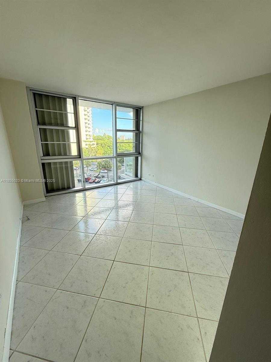 Small Image of 2451 BRICKELL AVE #7L, Miami Number 7