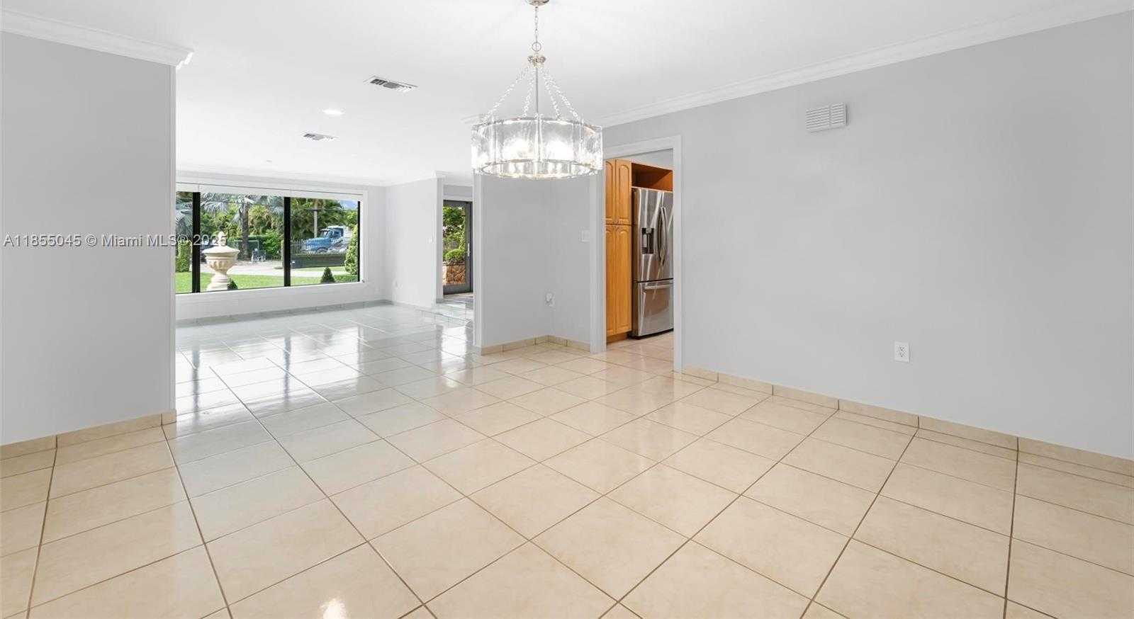 Small Image of 9255 SOUTH WEST 108TH ST, Miami Number 12