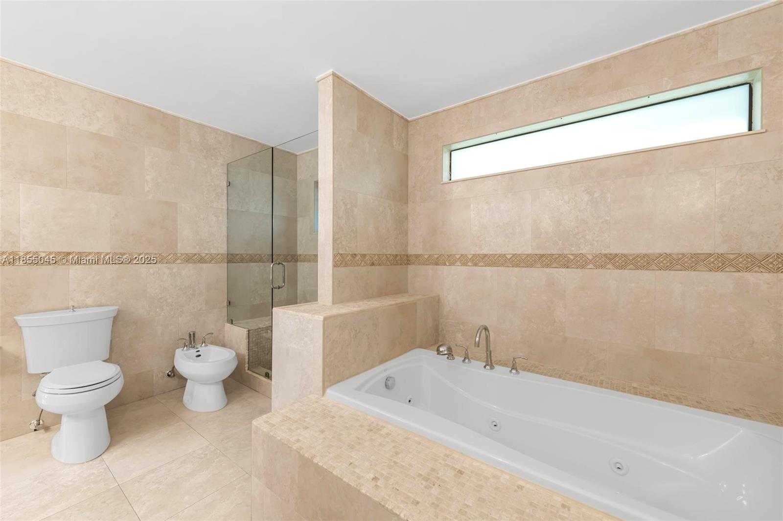 Small Image of 9255 SOUTH WEST 108TH ST, Miami Number 21