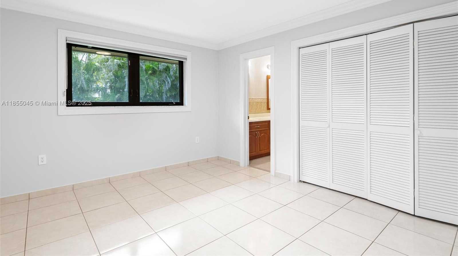 Small Image of 9255 SOUTH WEST 108TH ST, Miami Number 26