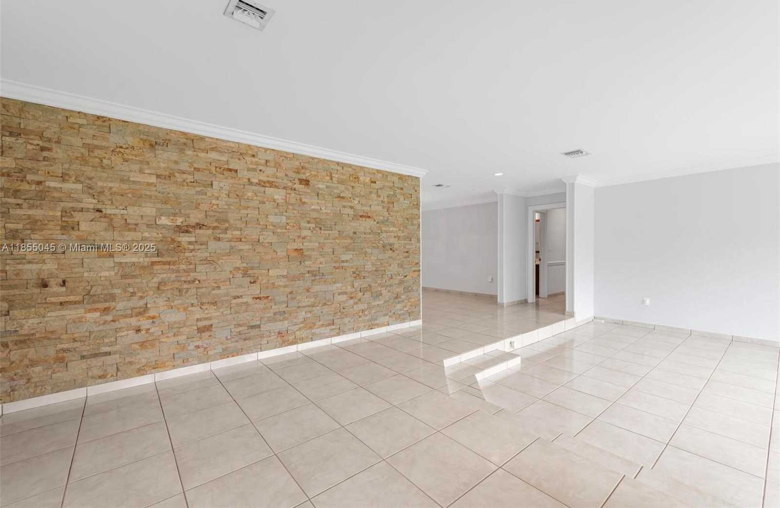 Small Image of 9255 SOUTH WEST 108TH ST, Miami Number 7