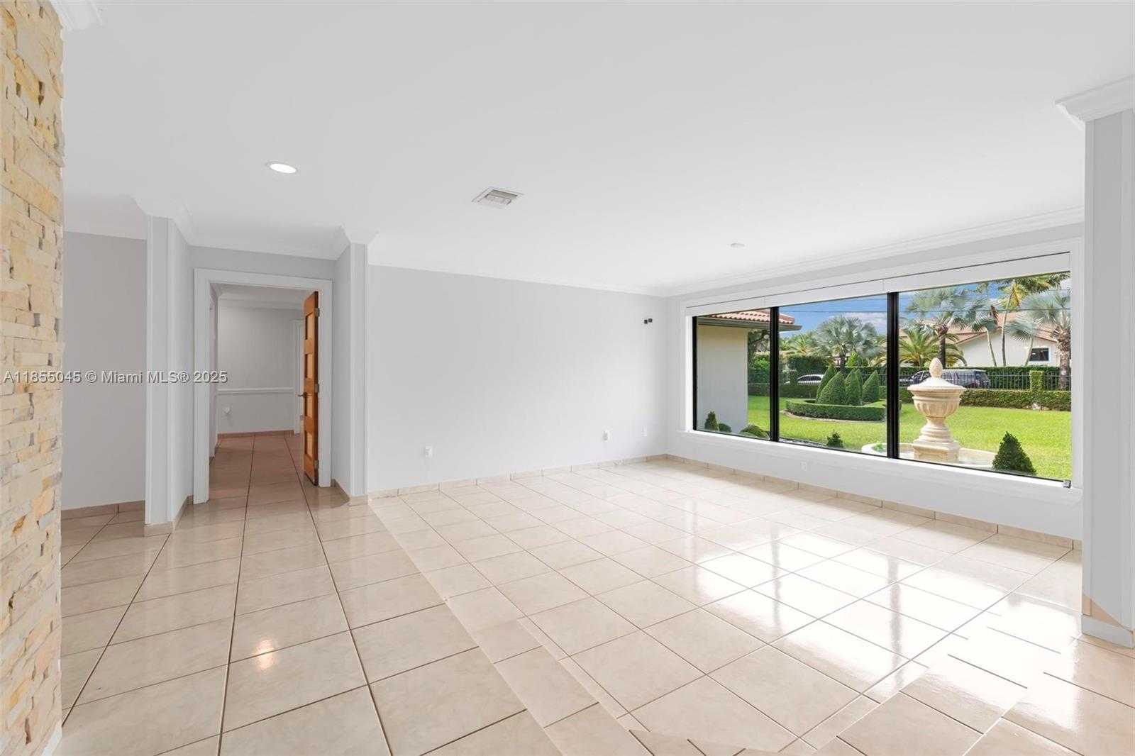 Small Image of 9255 SOUTH WEST 108TH ST, Miami Number 8