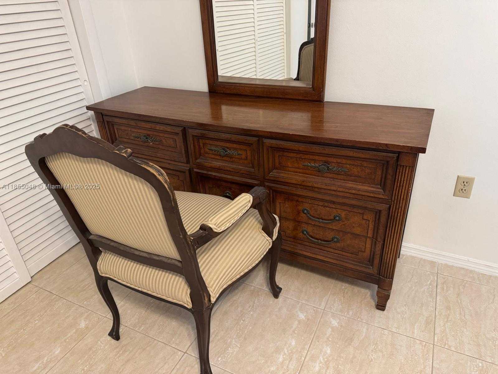 Small Image of 7800 CARLYLE AVE #6C, Miami Beach Number 37