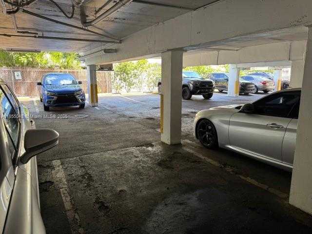 Small Image of 7800 CARLYLE AVE #6C, Miami Beach Number 43