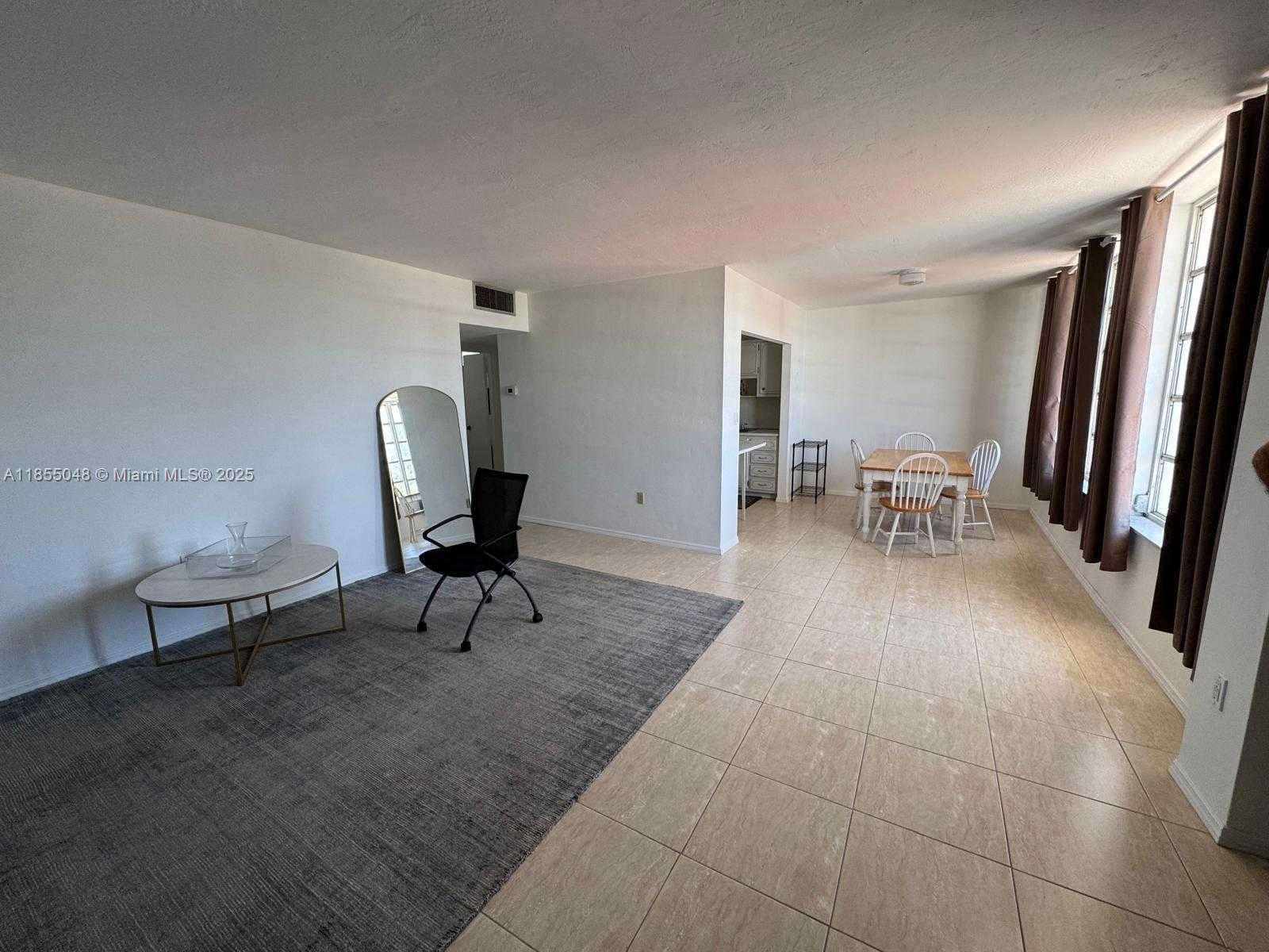 Small Image of 7800 CARLYLE AVE #6C, Miami Beach Number 7