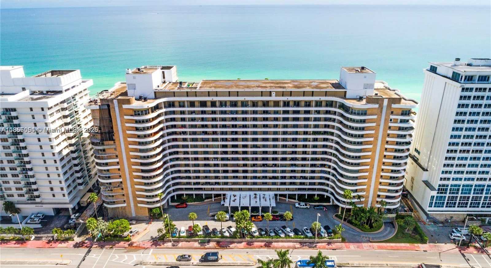 Small Image of 5555 COLLINS AVE #4P, Miami Beach Number 2