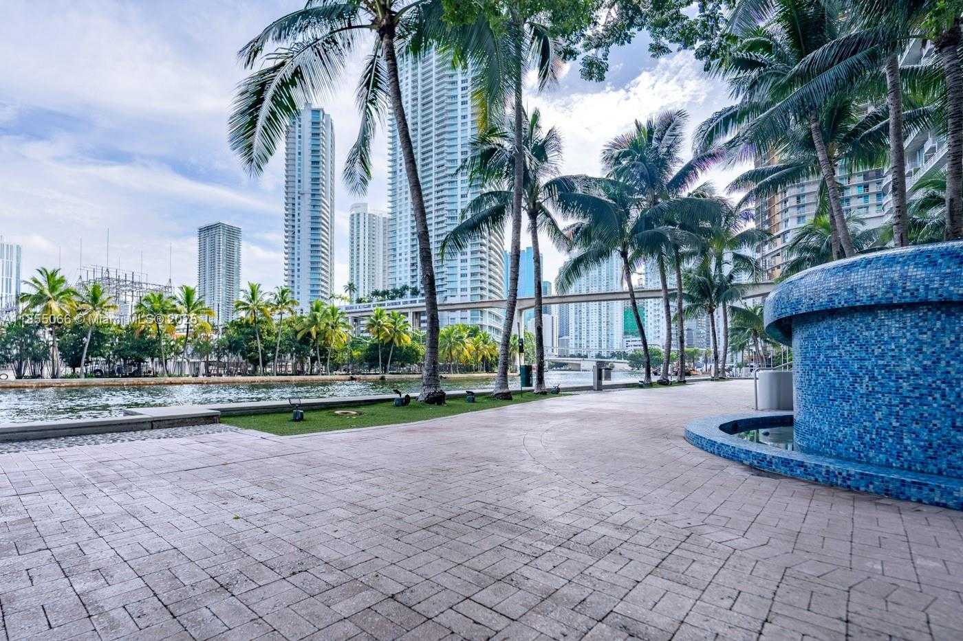 Small Image of 185 SOUTH WEST 7TH ST #2808, Miami Number 61