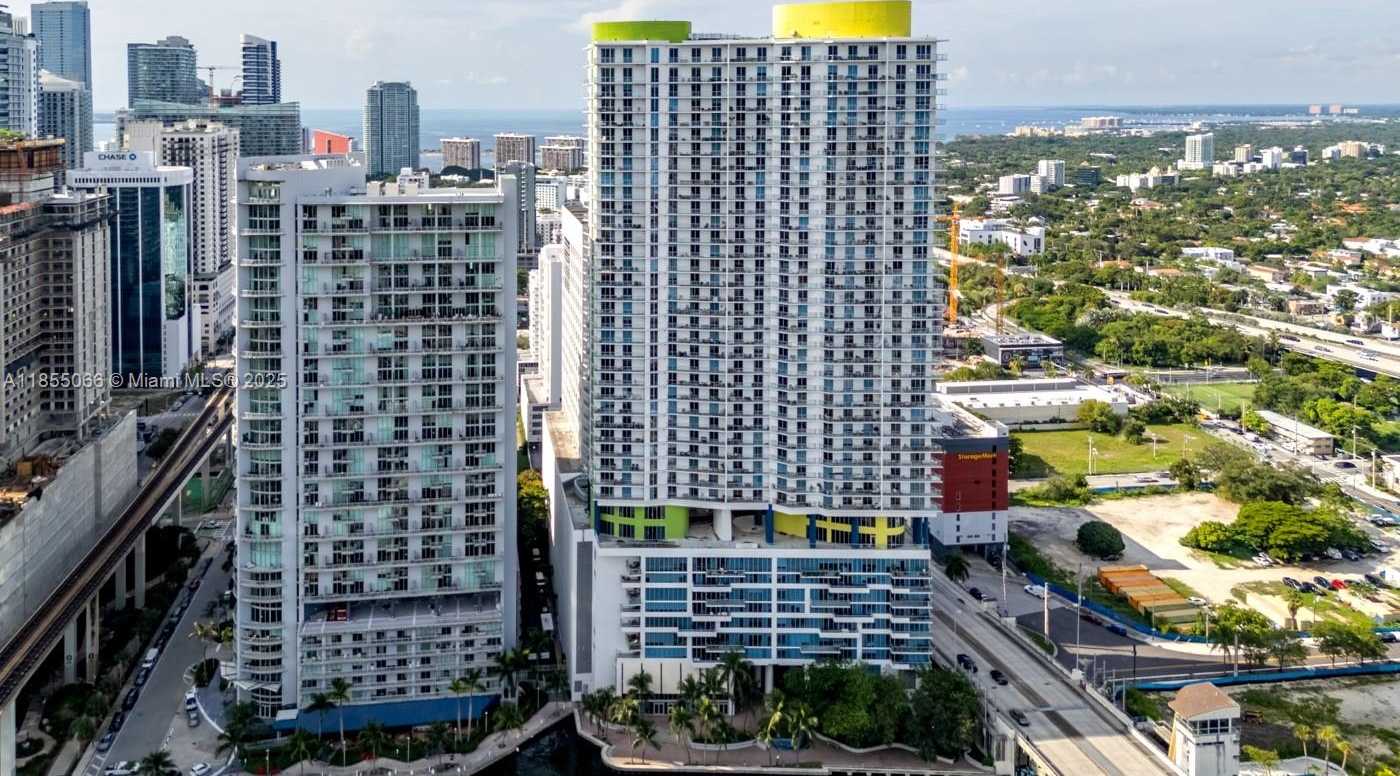 Small Image of 185 SOUTH WEST 7TH ST #2808, Miami Number 68
