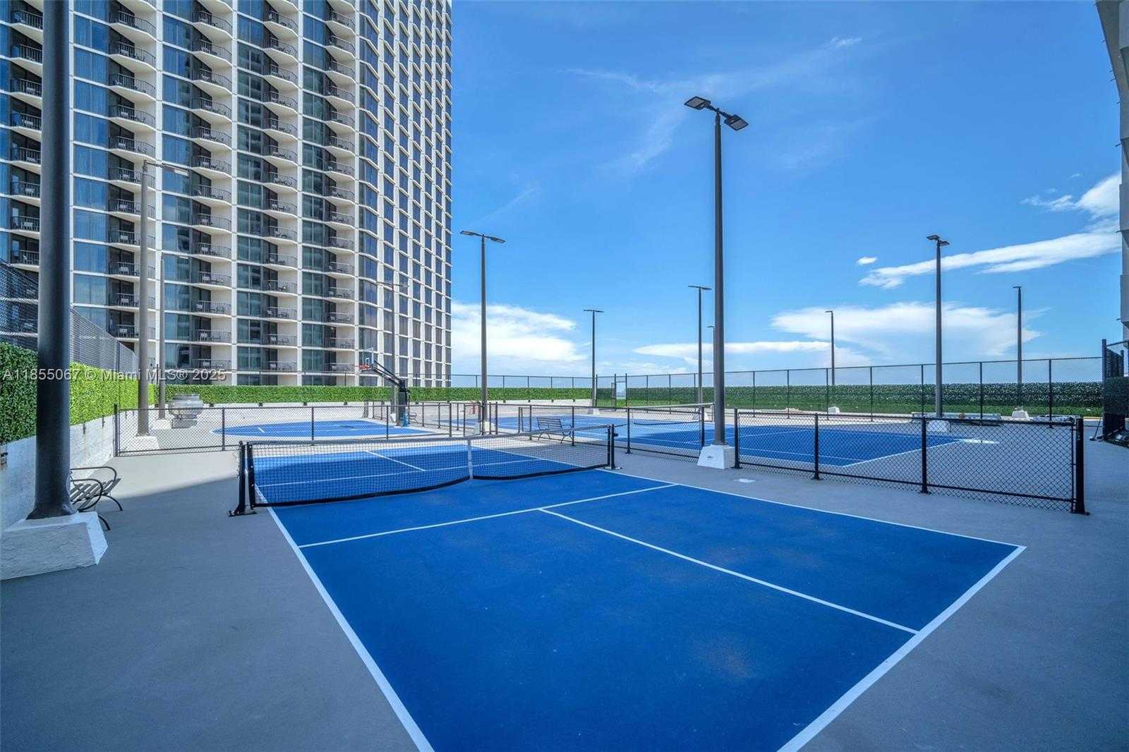Small Image of Miami Number 23