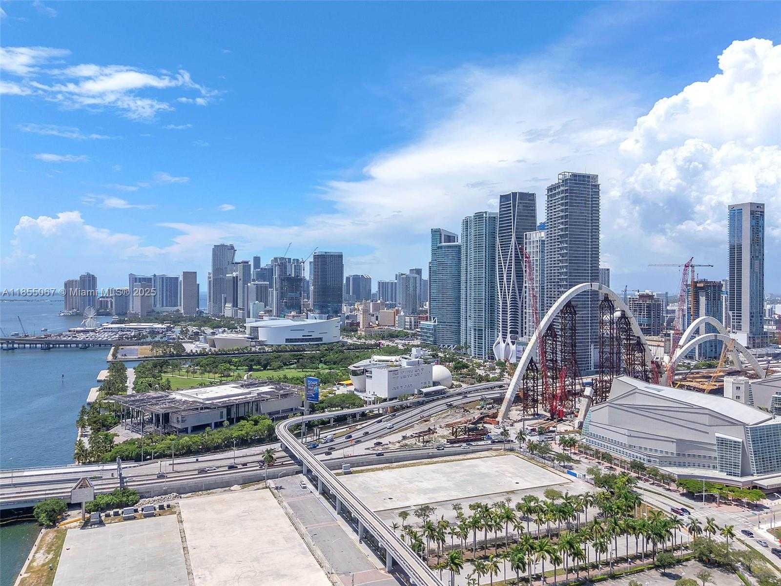 Small Image of Miami Number 4