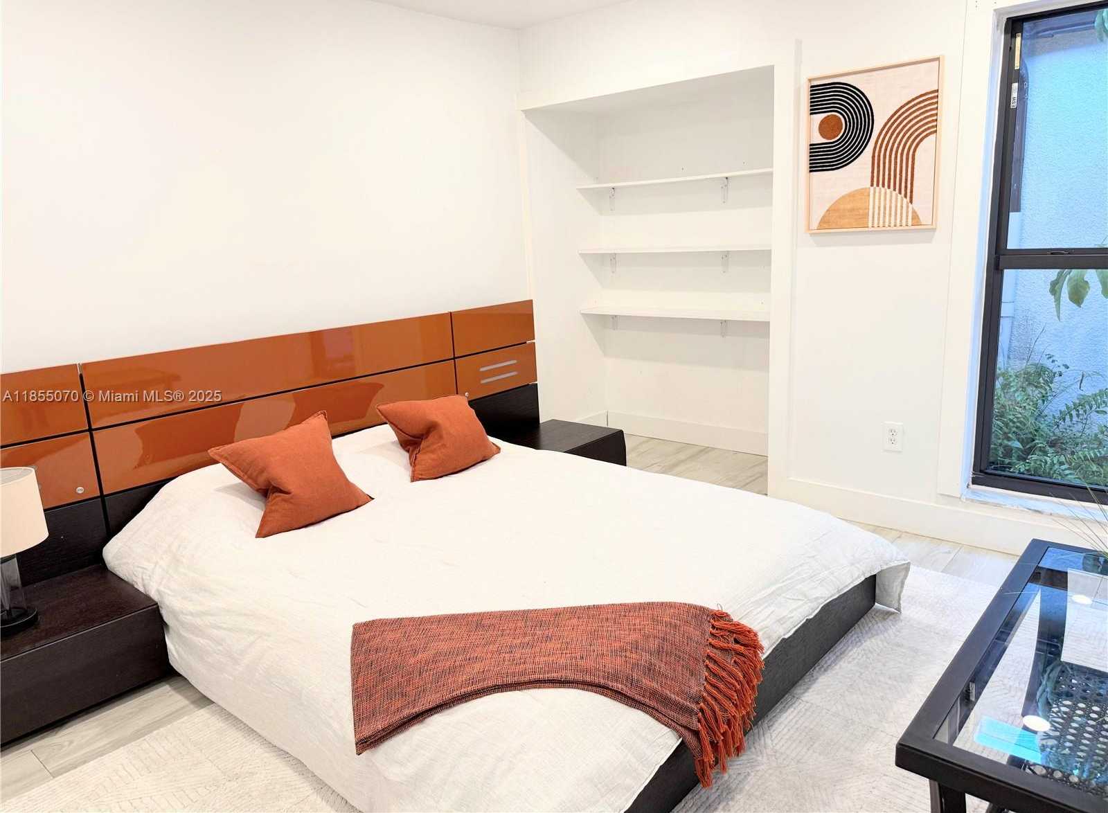 Small Image of 20429 NORTH EAST 10TH CT RD #20429, Miami Number 28