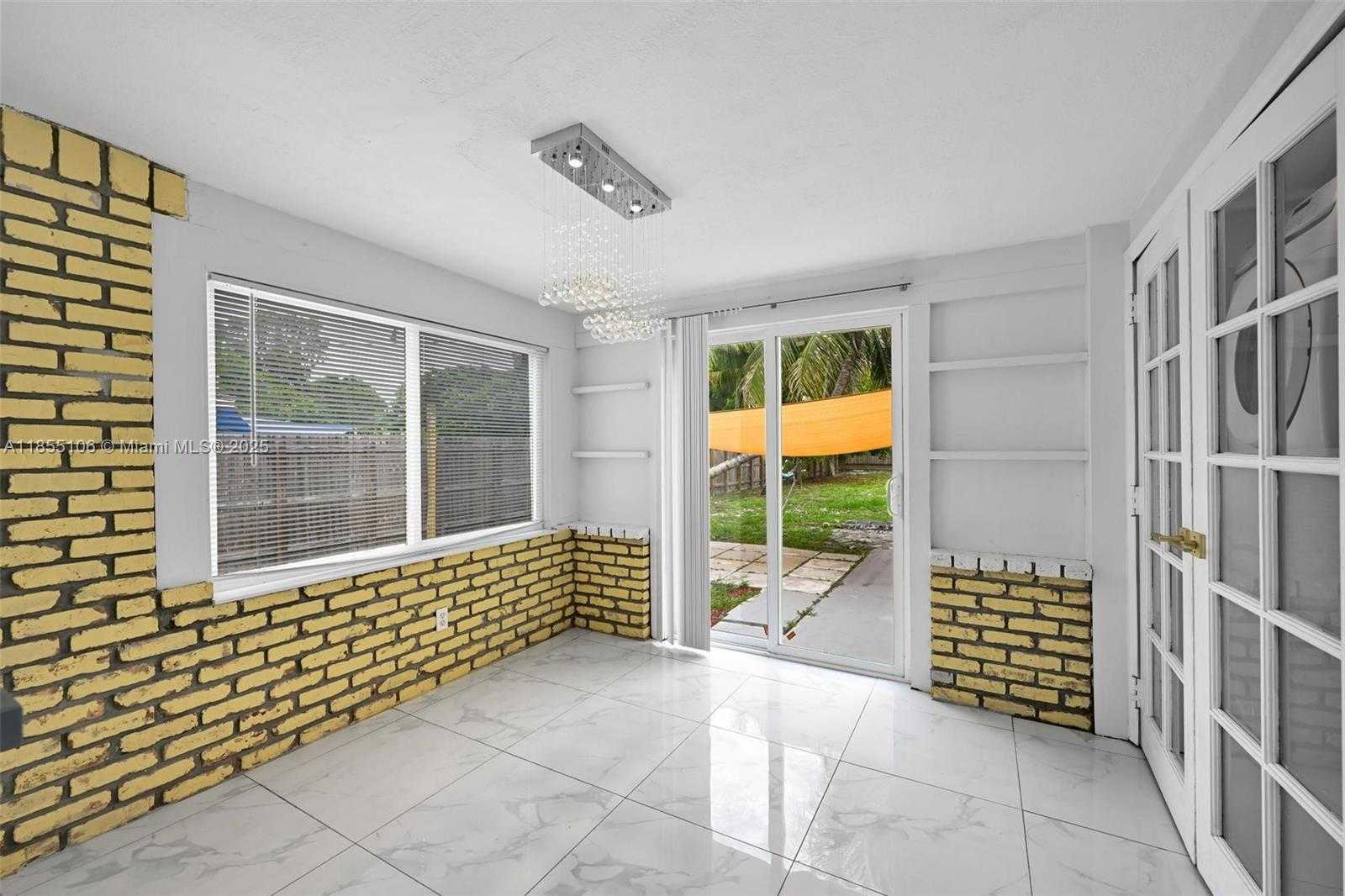 Small Image of 2714 FILLMORE ST, Hollywood Number 9