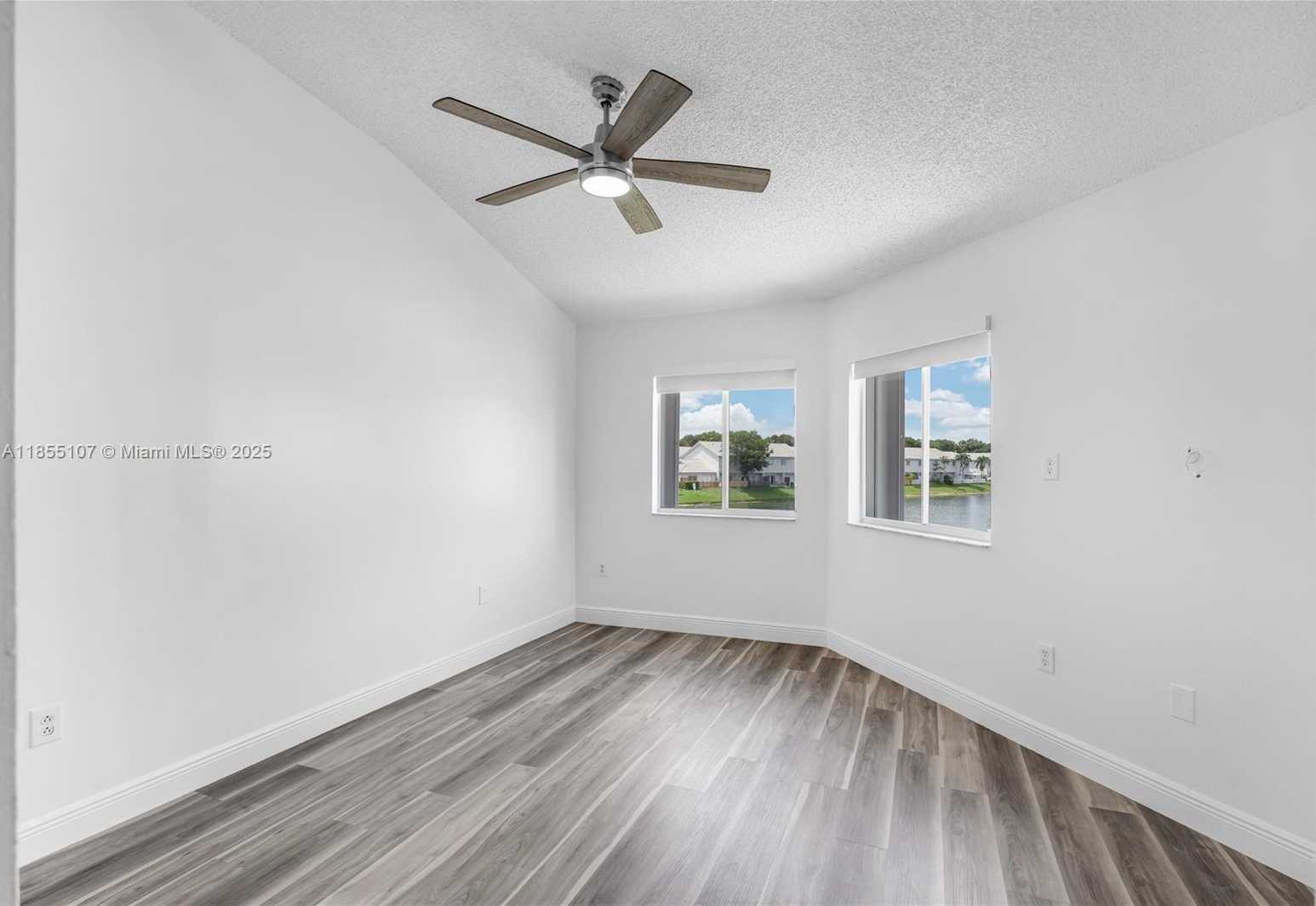 Small Image of 14308 SOUTH WEST 120TH CT #8-9, Miami Number 27
