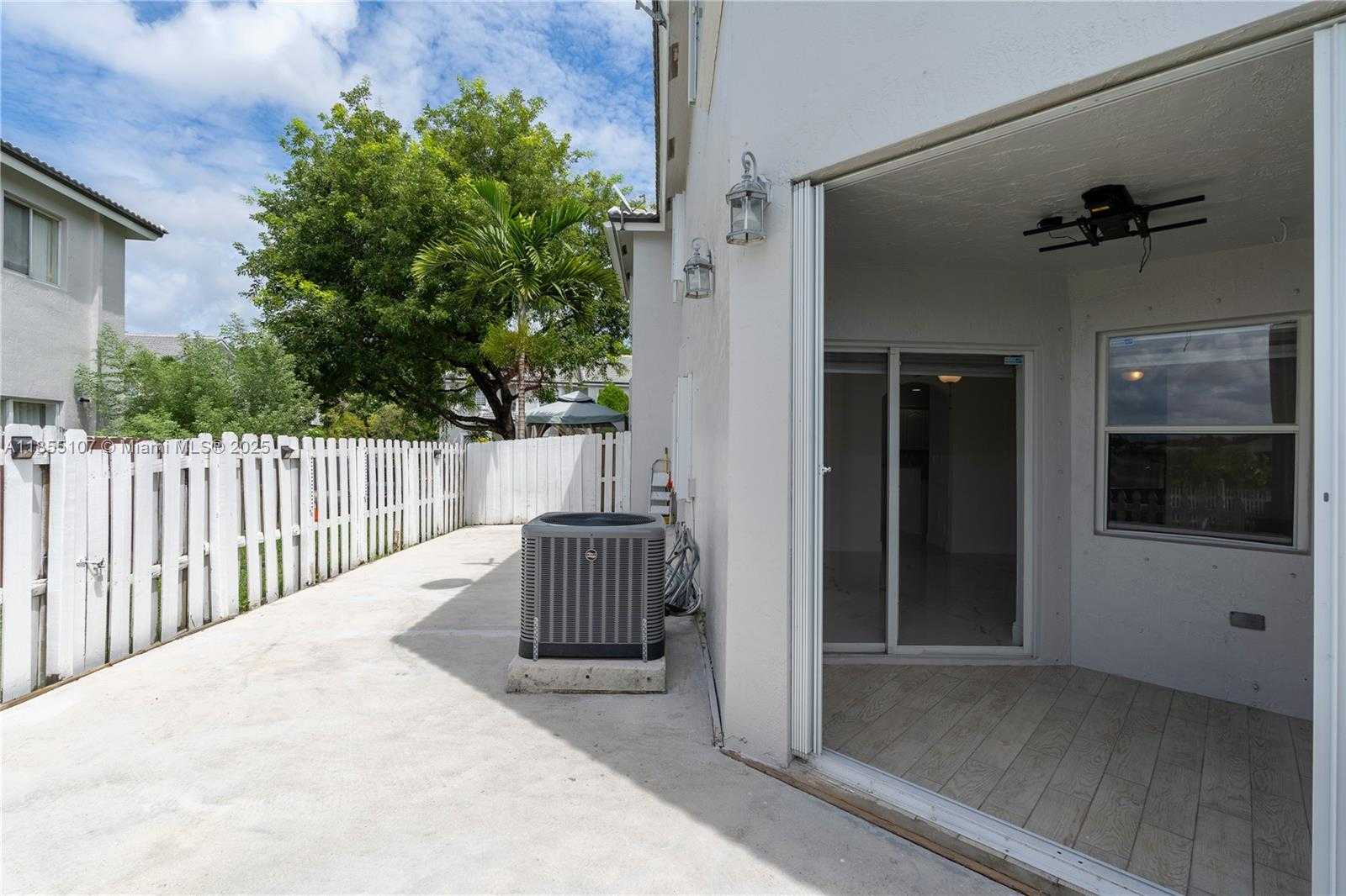 Small Image of 14308 SOUTH WEST 120TH CT #8-9, Miami Number 31