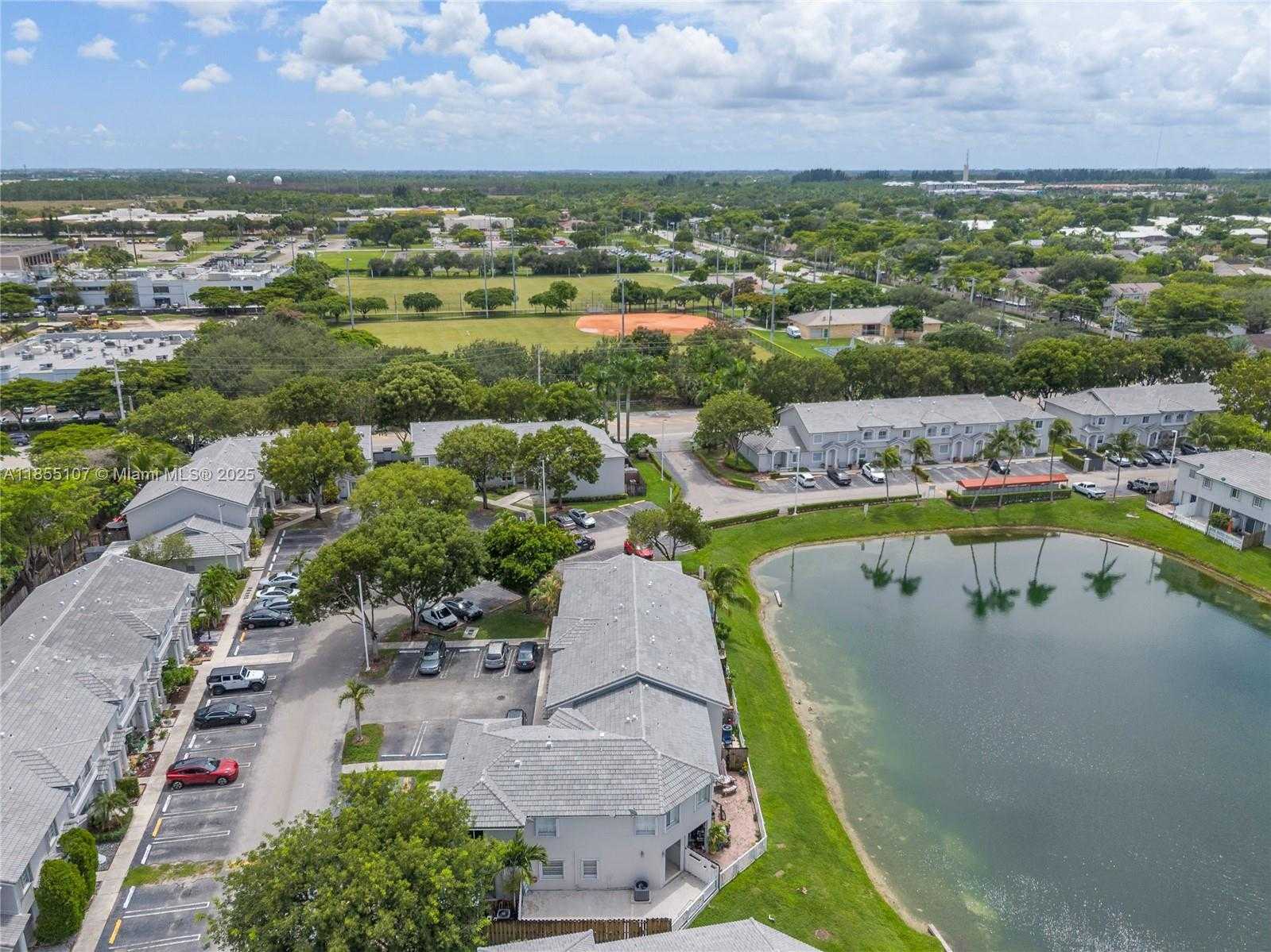 Small Image of 14308 SOUTH WEST 120TH CT #8-9, Miami Number 35