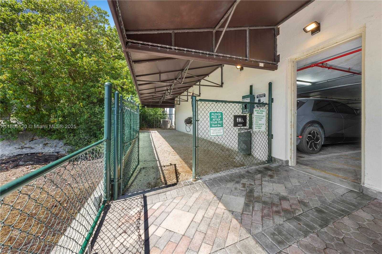 Small Image of 1925 BRICKELL AVE #D610, Miami Number 10