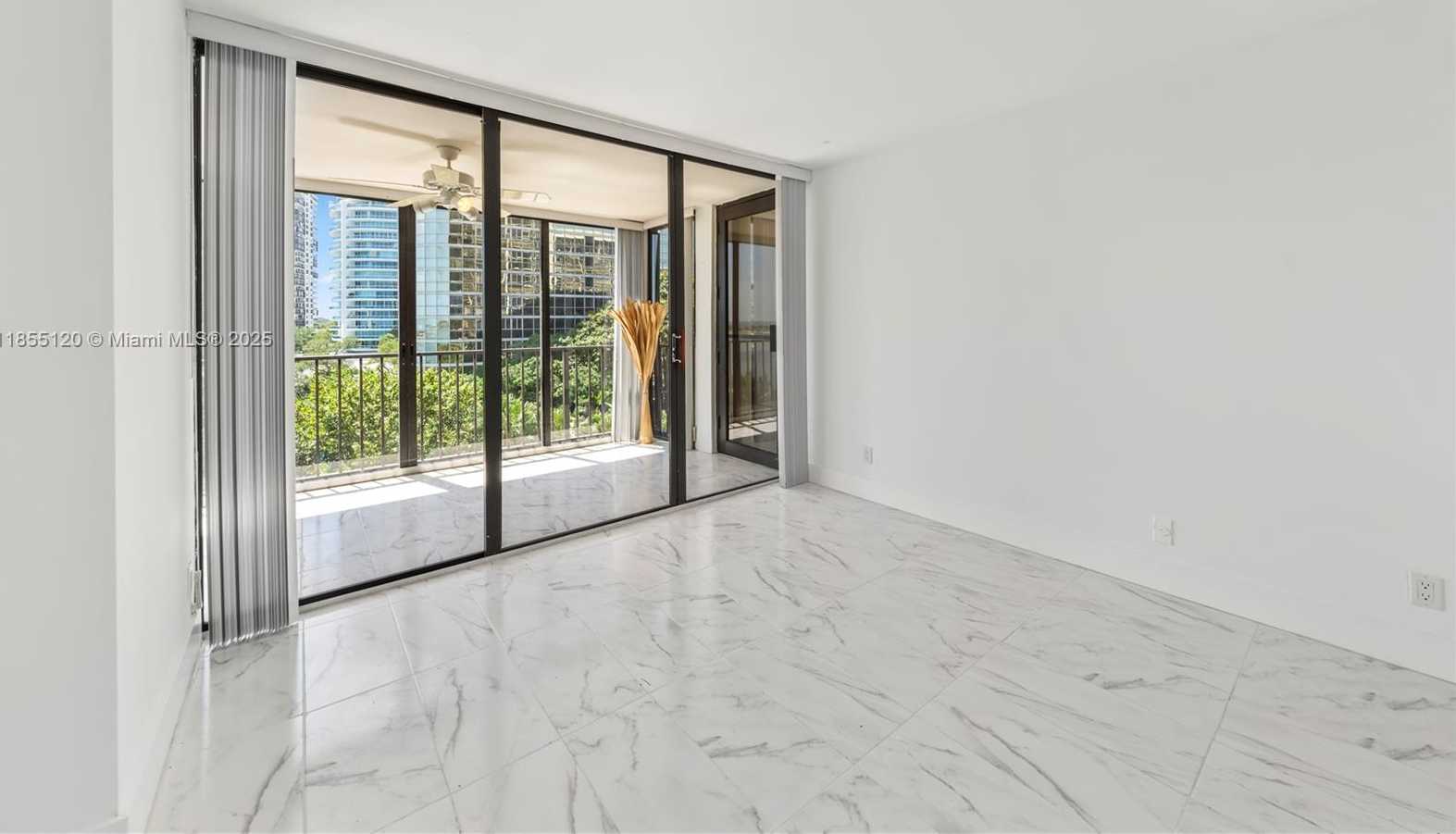 Small Image of 1925 BRICKELL AVE #D610, Miami Number 28