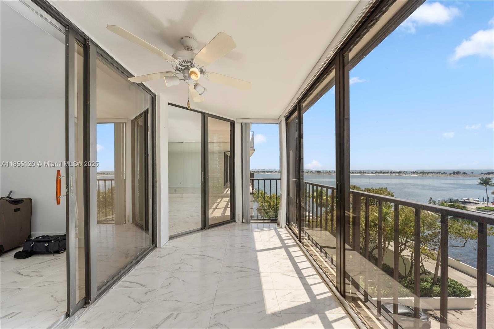 Small Image of 1925 BRICKELL AVE #D610, Miami Number 31