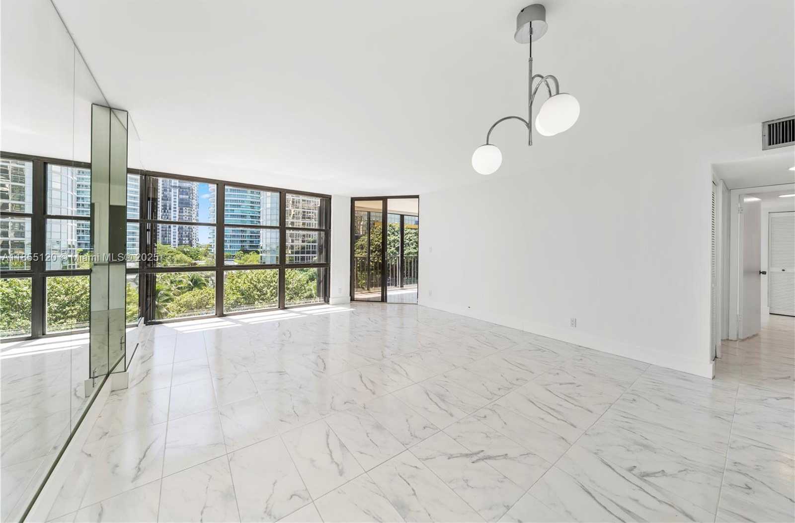 Small Image of 1925 BRICKELL AVE #D610, Miami Number 32