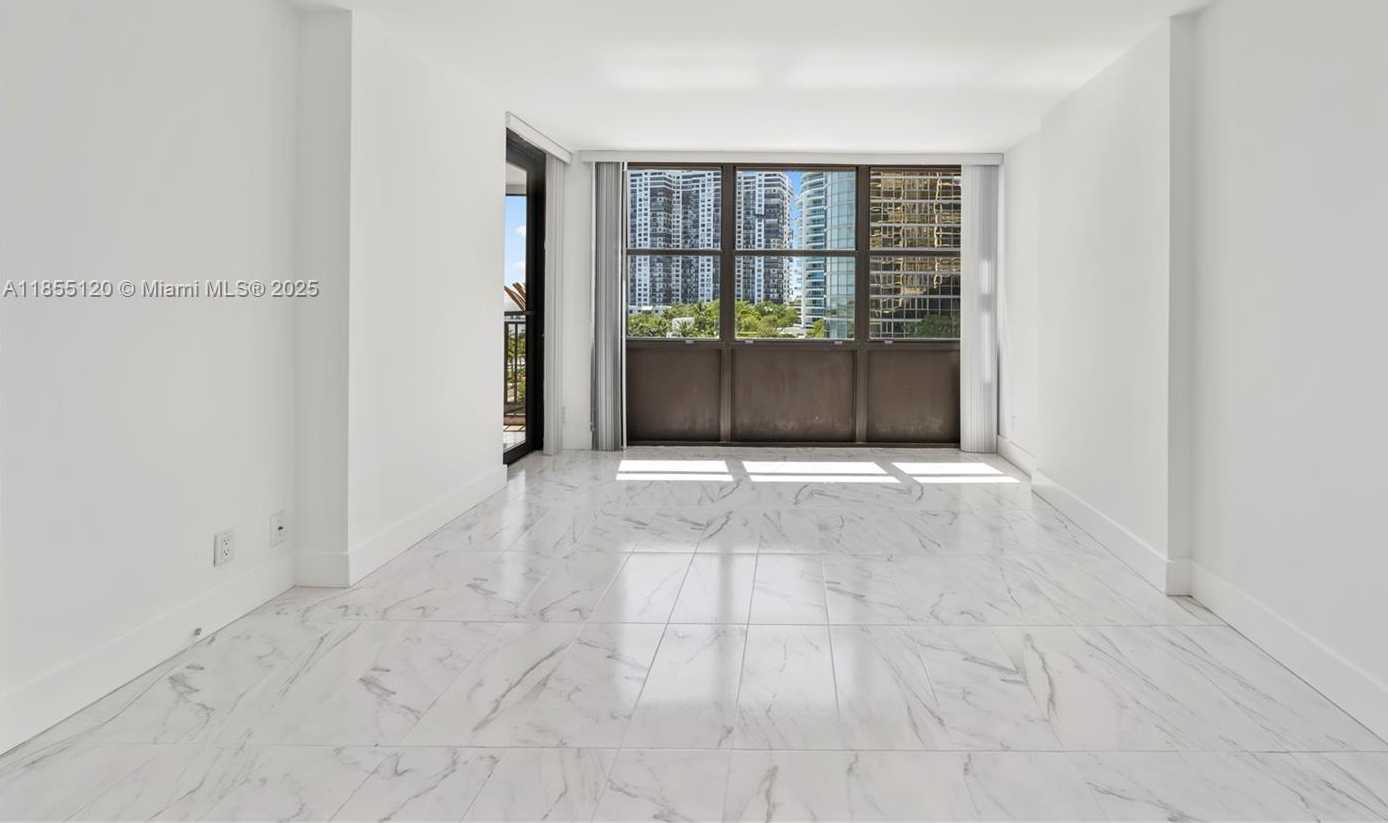 Small Image of 1925 BRICKELL AVE #D610, Miami Number 34