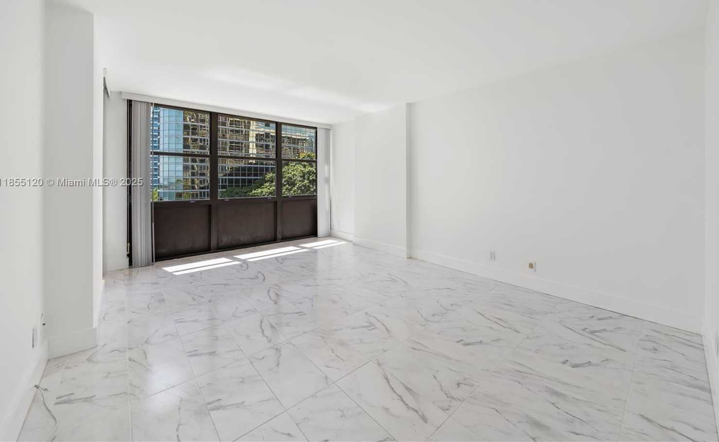 Small Image of 1925 BRICKELL AVE #D610, Miami Number 35