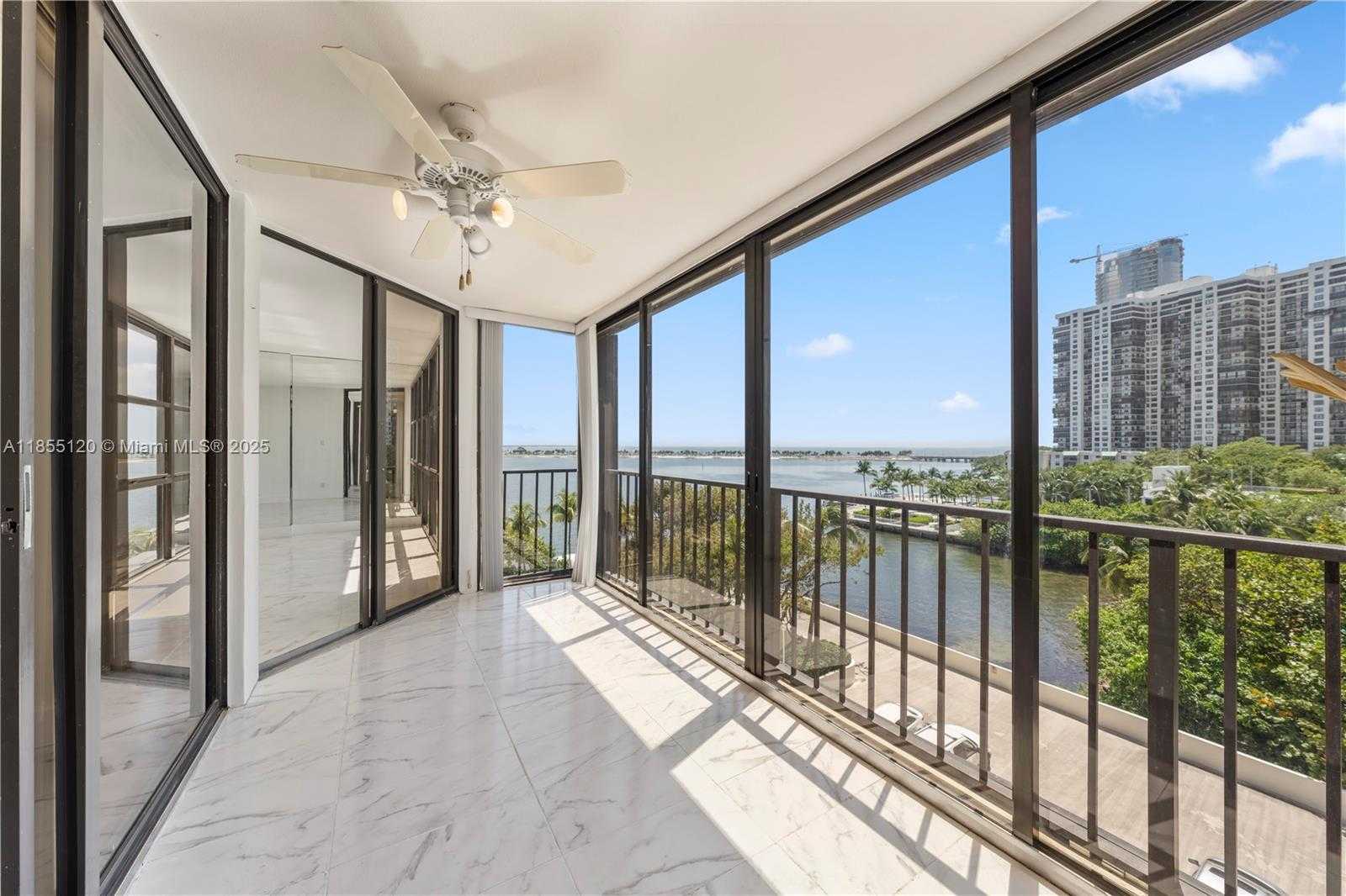 Small Image of 1925 BRICKELL AVE #D610, Miami Number 46