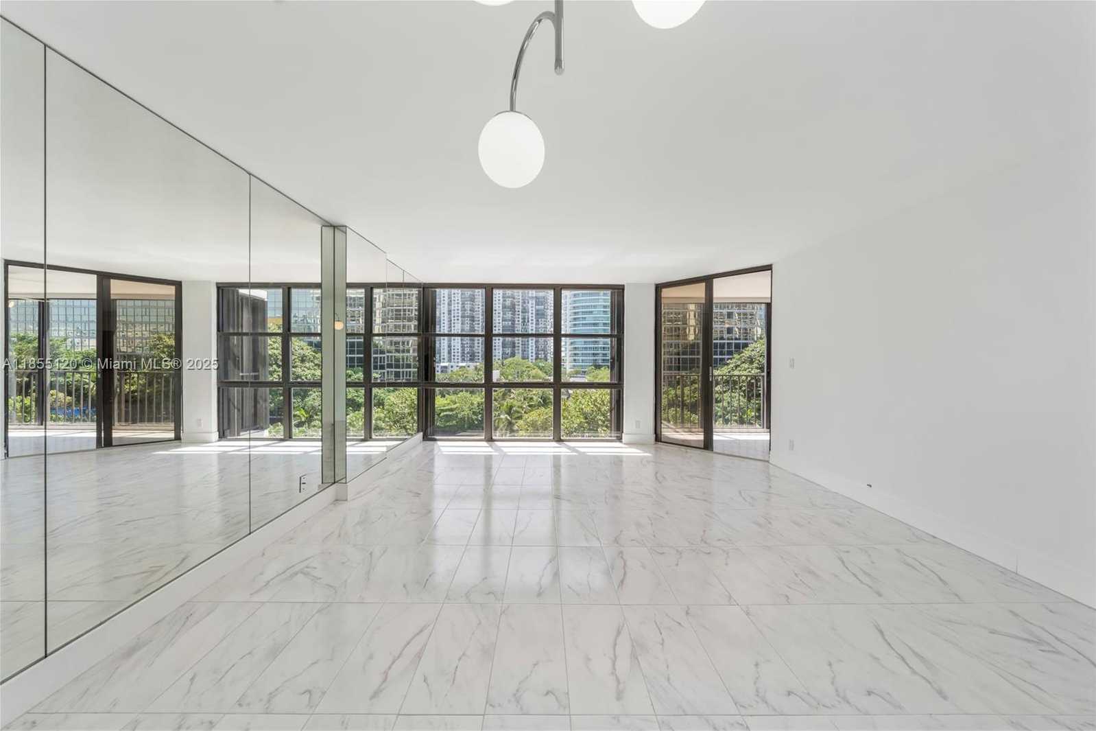 Small Image of 1925 BRICKELL AVE #D610, Miami Number 52