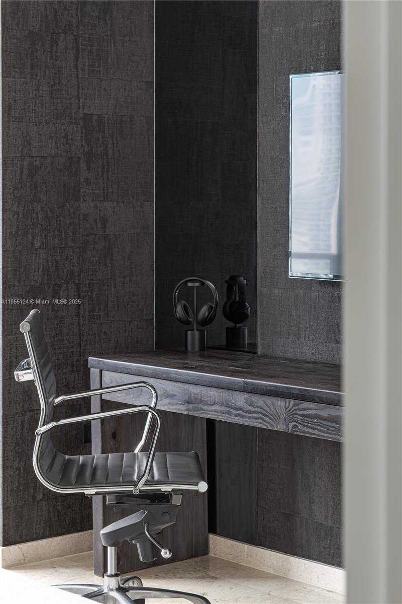 Small Image of 88 SOUTH WEST 7TH ST #1807, Miami Number 12
