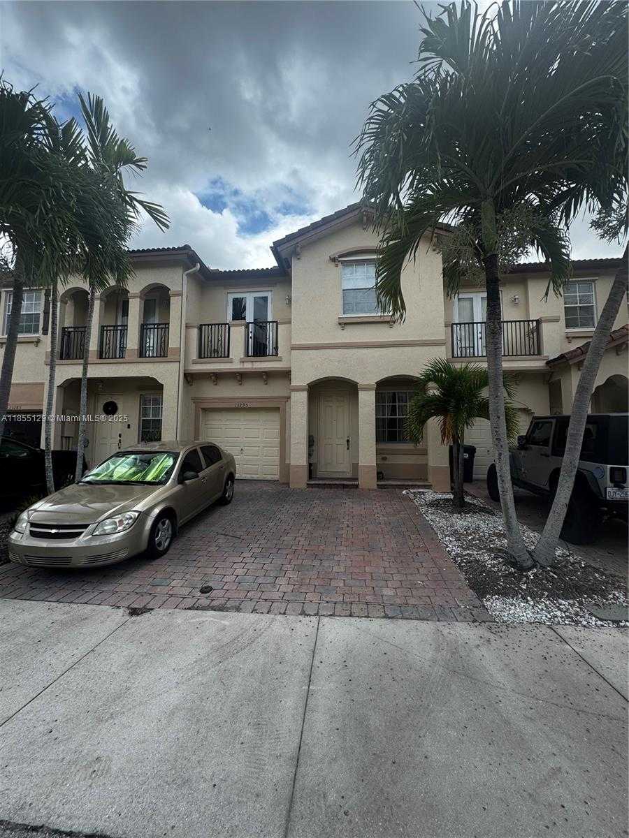 Small Image of 13295 SOUTH WEST 128TH PSGE #13295, Miami Number 2