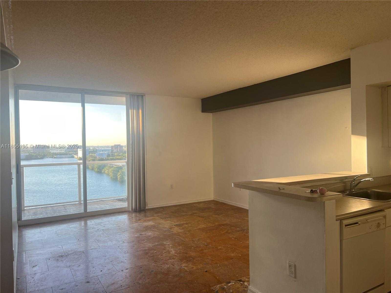 Small Image of 5077 NORTH WEST 7TH ST #PH 4 (1604), Miami Number 25