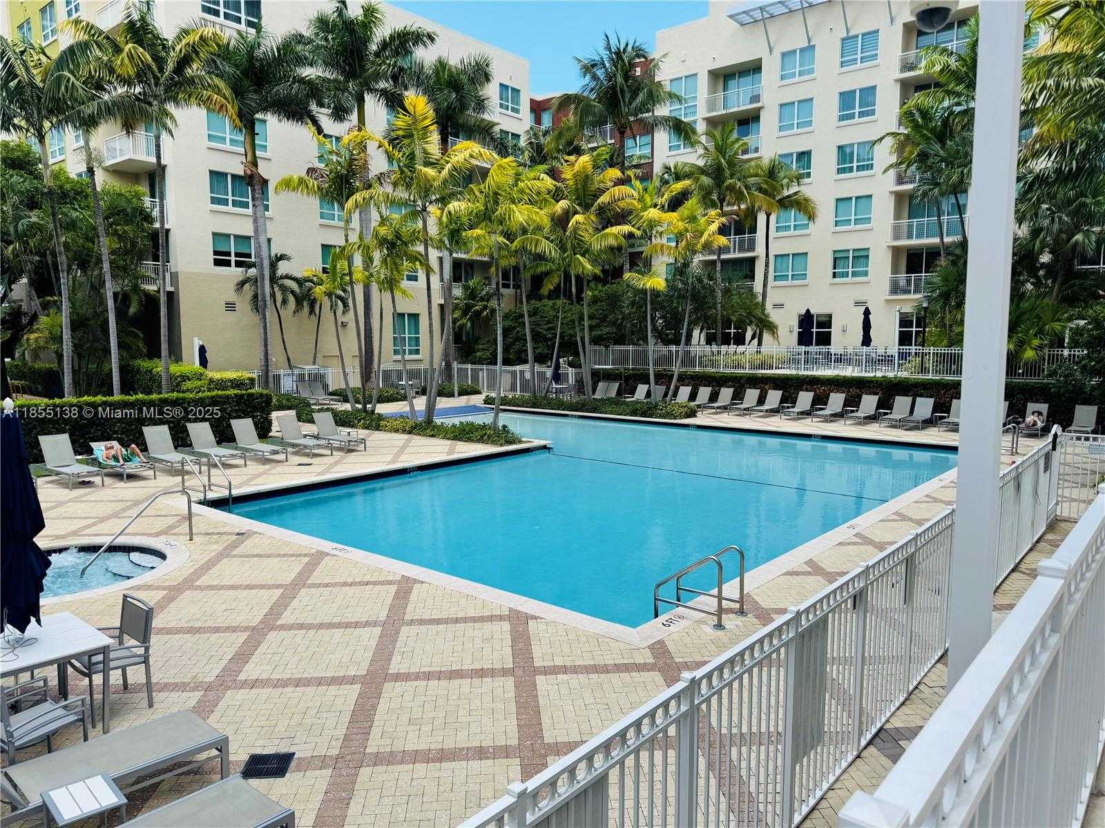 Small Image of 2001 BISCAYNE BLVD #3411, Miami Number 9