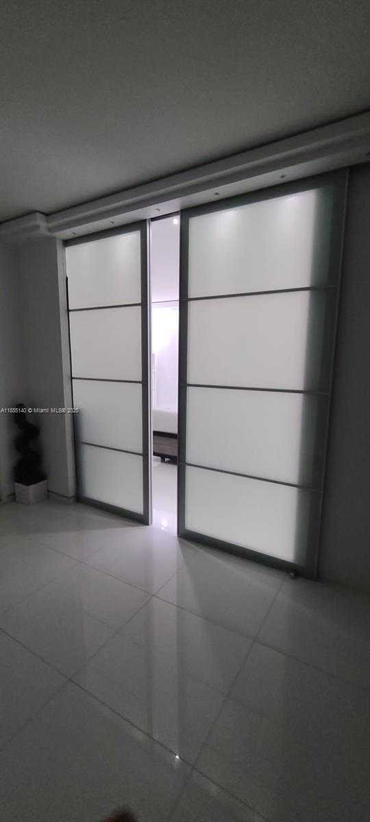 Small Image of 6770 INDIAN CREEK DR #5S, Miami Beach Number 24
