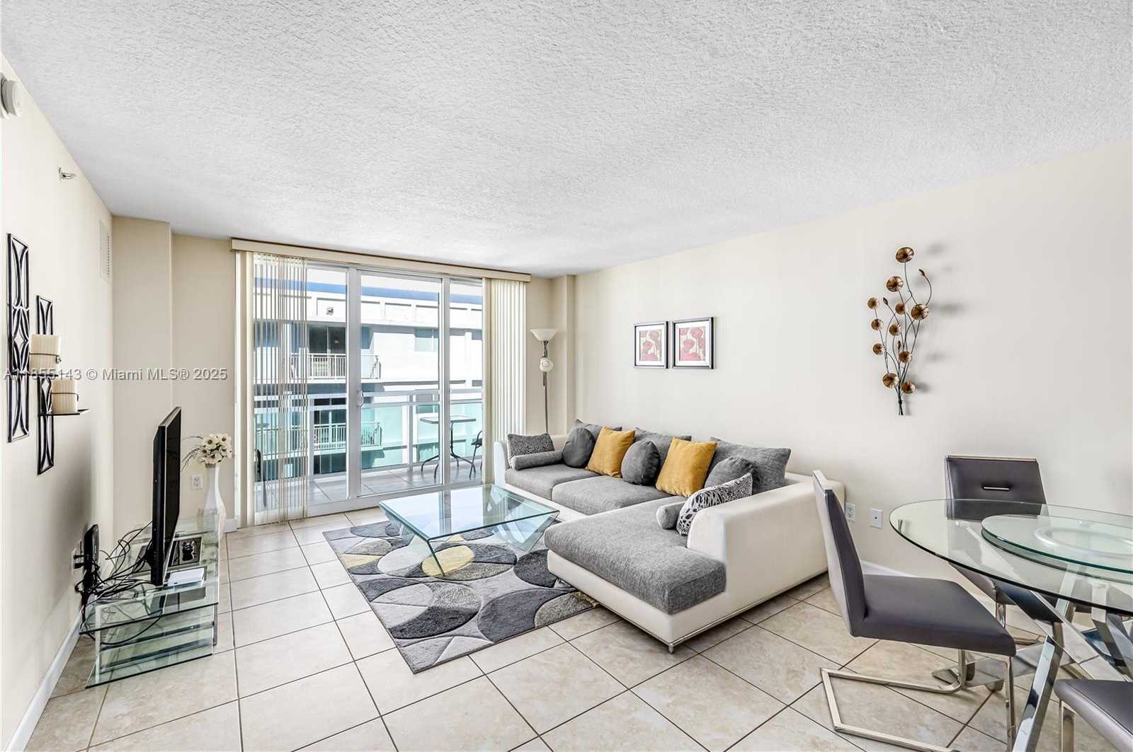 Small Image of 6917 COLLINS AVE #1608, Miami Beach Number 9