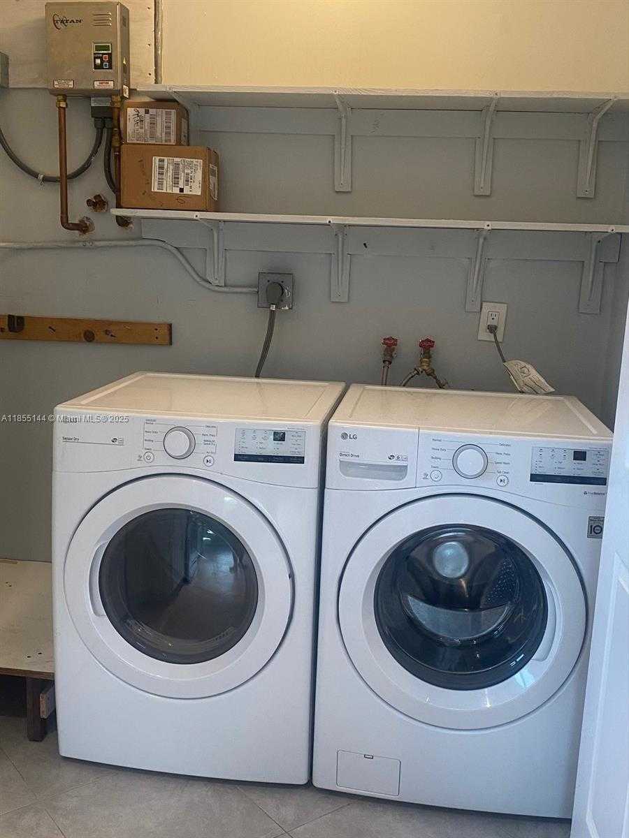 Small Image of South Miami Number 16