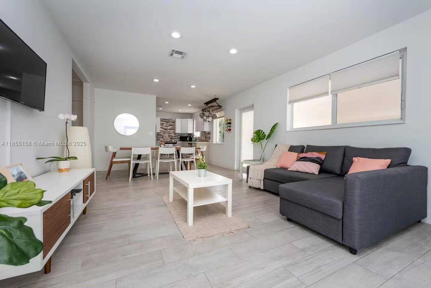 Small Image of 350 NORTH WEST 50TH ST, Miami Number 5