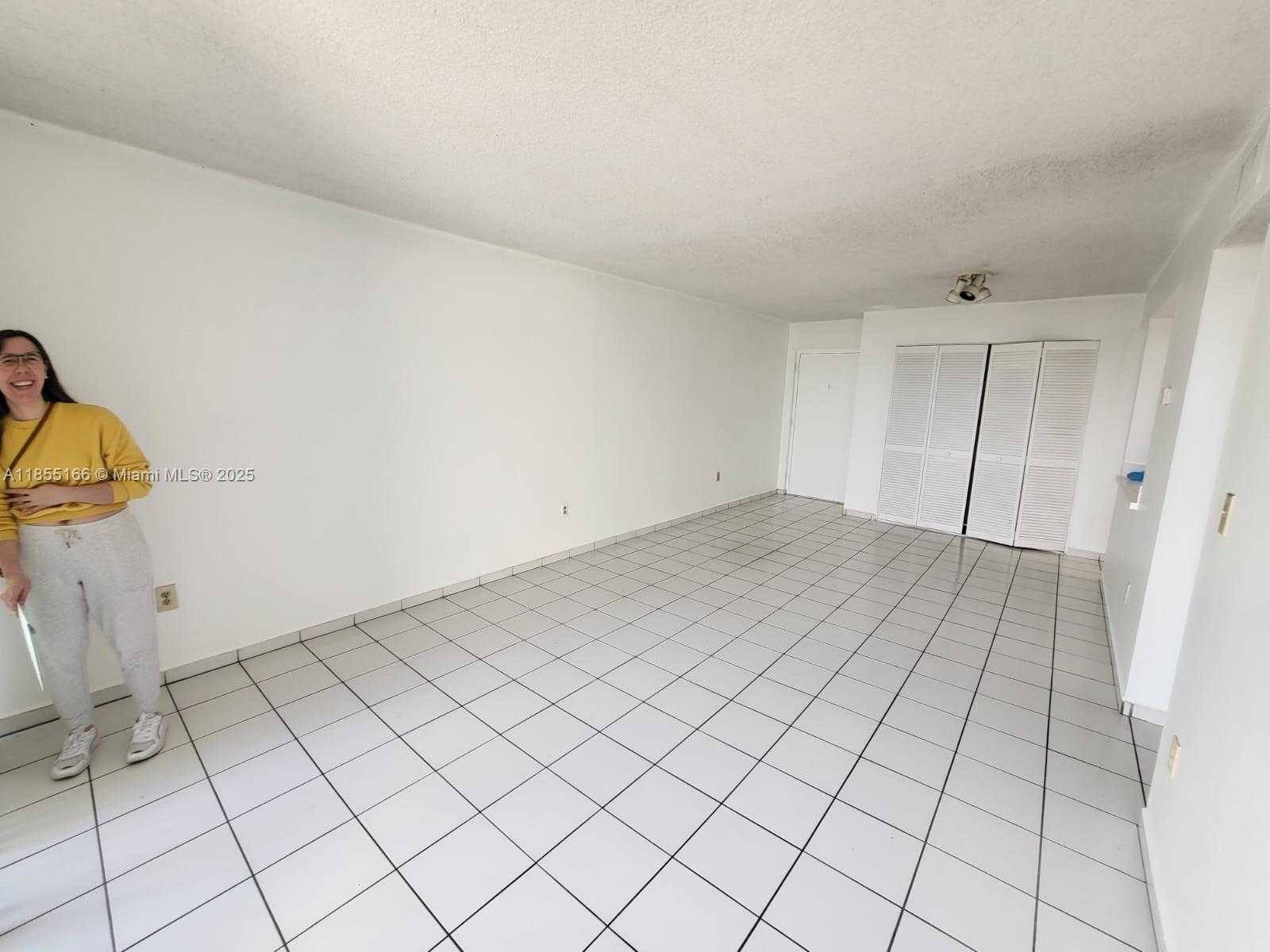 Small Image of 802 NORTH WEST 87 AV #517, Miami Number 4