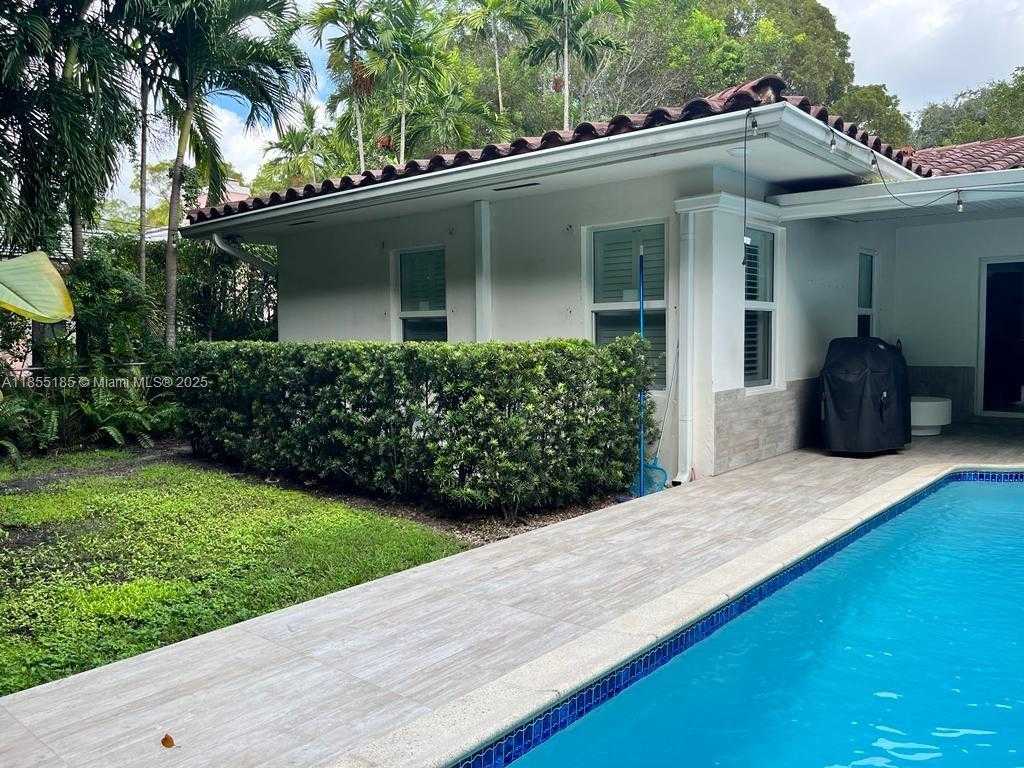 Small Image of 810 ANASTASIA AVE, Coral Gables Number 22