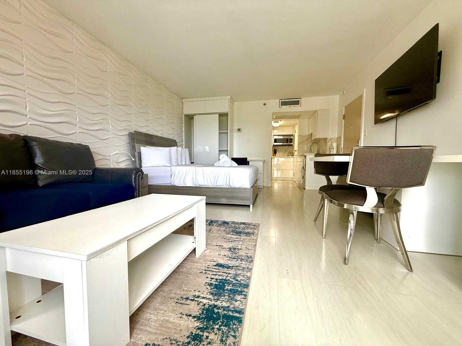 Small Image of 19201 COLLINS AVE #309, Sunny Isles Beach Number 5