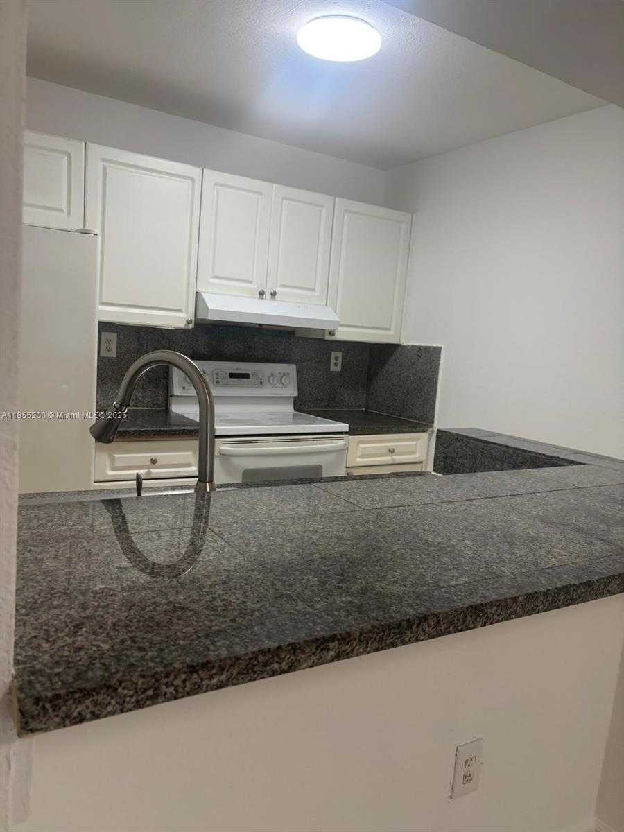 Small Image of 4400 WEST 16TH AVE #332, Hialeah Number 2
