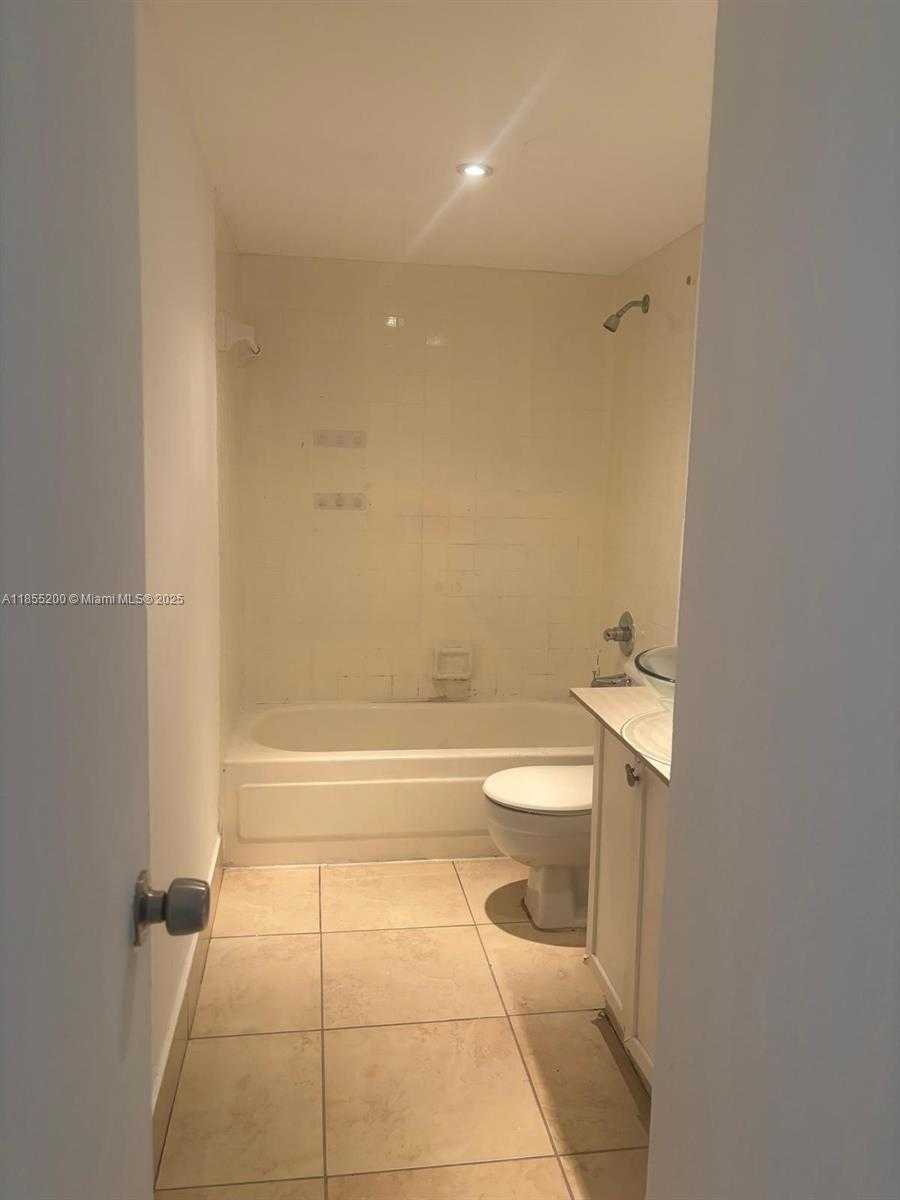 Small Image of 4400 WEST 16TH AVE #332, Hialeah Number 4