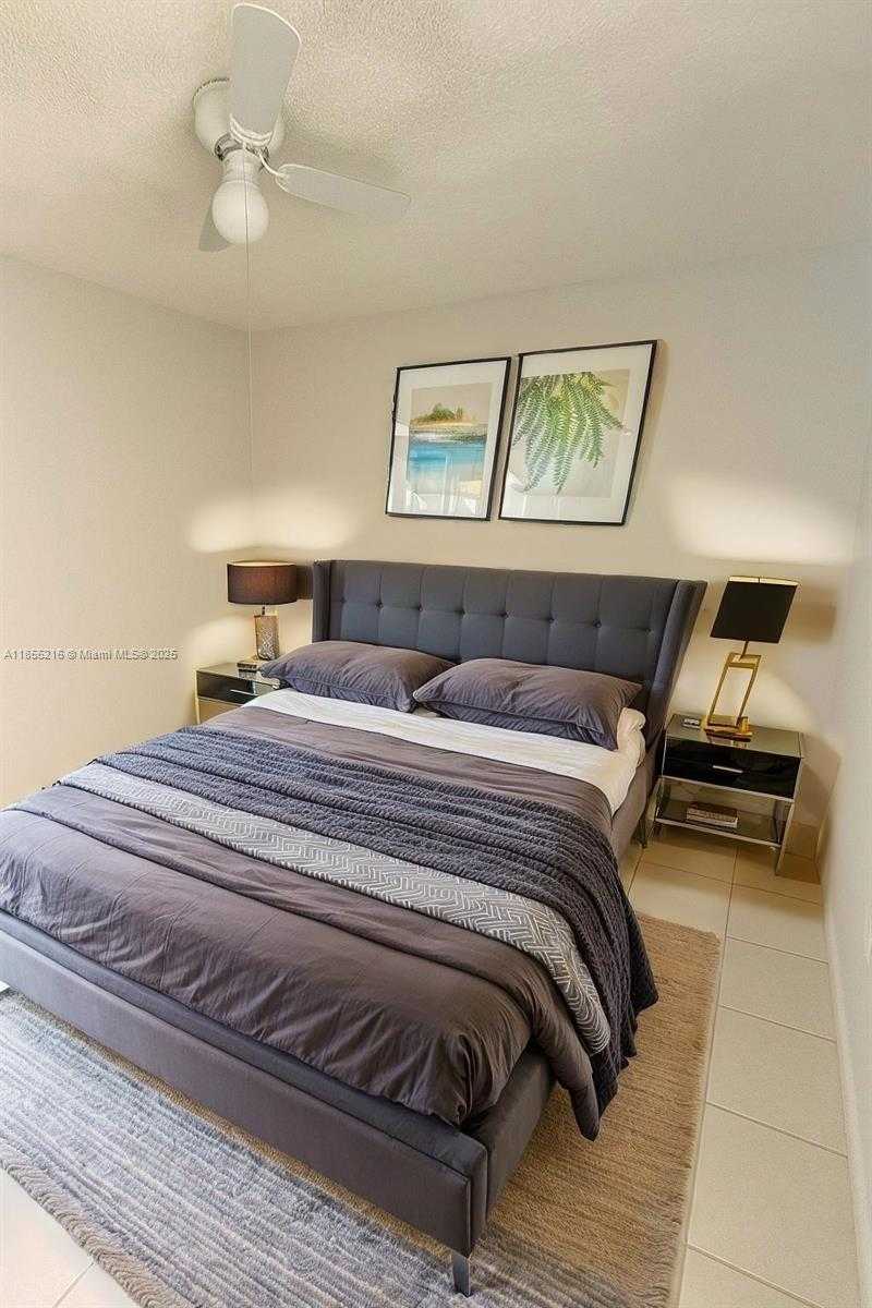 Small Image of 18130 NORTH WEST 66TH CT, Hialeah Number 8