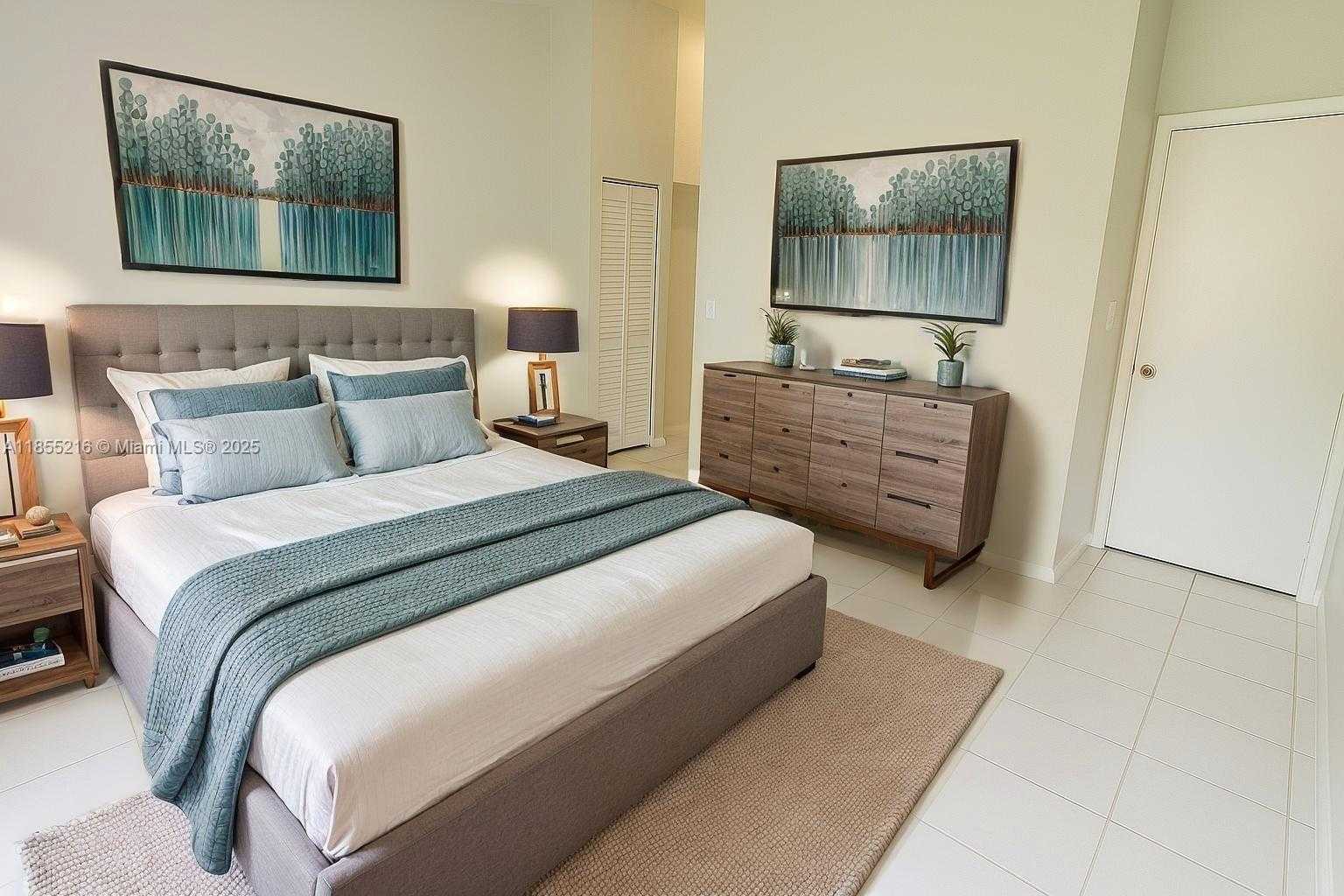 Small Image of 18130 NORTH WEST 66TH CT, Hialeah Number 9