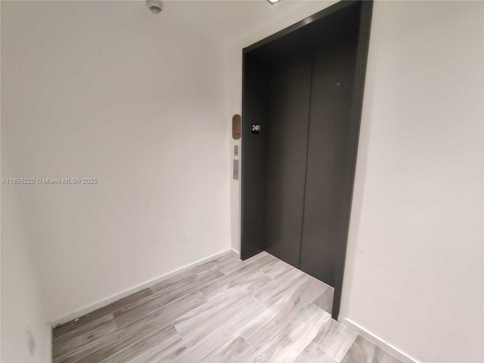 Small Image of 801 SOUTH MIAMI AVE #2405, Miami Number 6