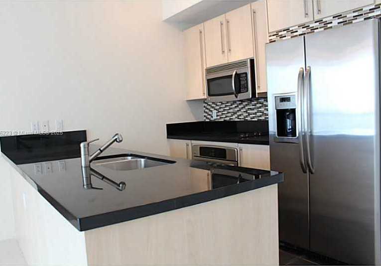 Small Image of 79 SOUTH WEST 12TH ST #2404-S, Miami Number 3