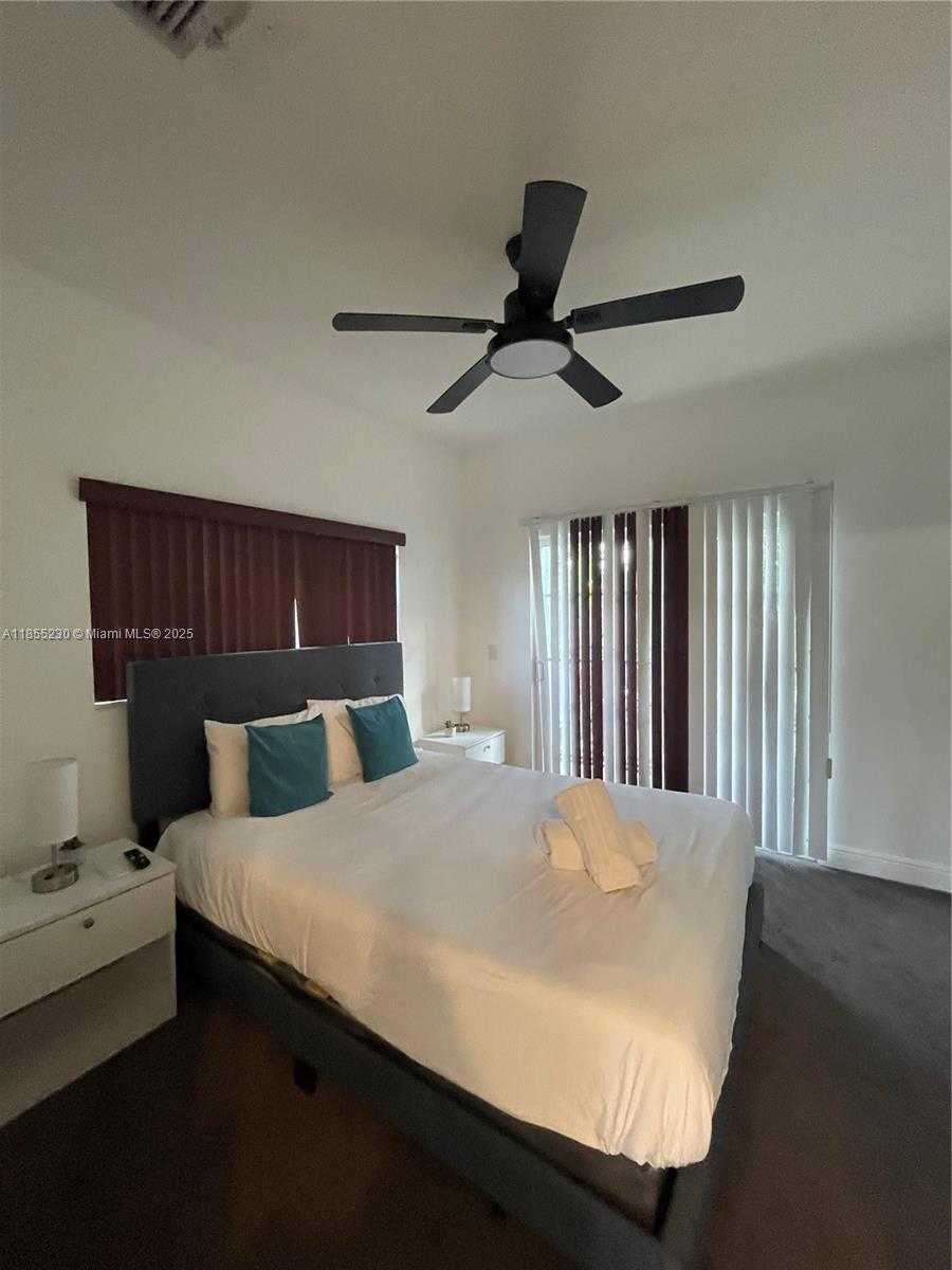 Small Image of 3450 NORTH WEST 17TH TER #3450, Oakland Park Number 12