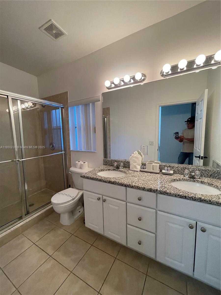 Small Image of 3450 NORTH WEST 17TH TER #3450, Oakland Park Number 13